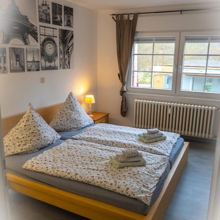 Ferienwohnung & Apartment Am Steinbrunnen Brauneberg Ngoại thất bức ảnh